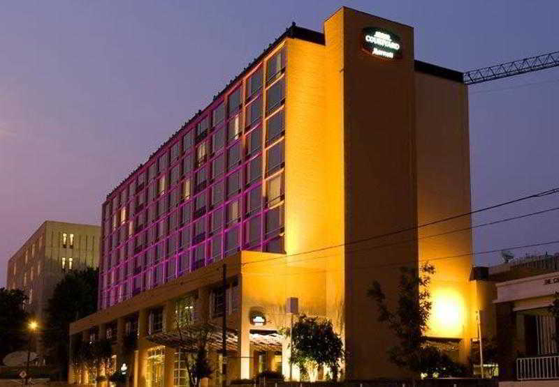 Courtyard Columbia Downtown At Usc Hotel Exterior photo